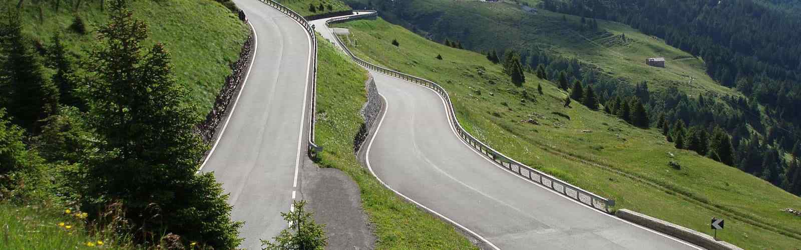 Motorcycle tour in South Tyrol crossing eight amazing passes