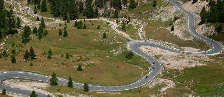 Motorcycle adventures: From Vercors to Verdon Gorge along the Route de Grand Alps 1