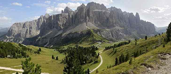 Motorcycle adventures: Motorcycle ride crossing all the Dolomite mountain groups 2