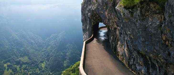 Motorcycle adventures: Vercors and Savoy, on winding roads with breathtaking views 1