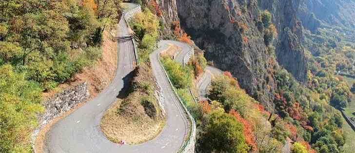 Motorcycle adventures: Briançon to Montvernier, passing through mountain passes 1